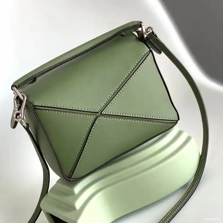 Fashionrep Loewe 2305HT0024 Bag 0822